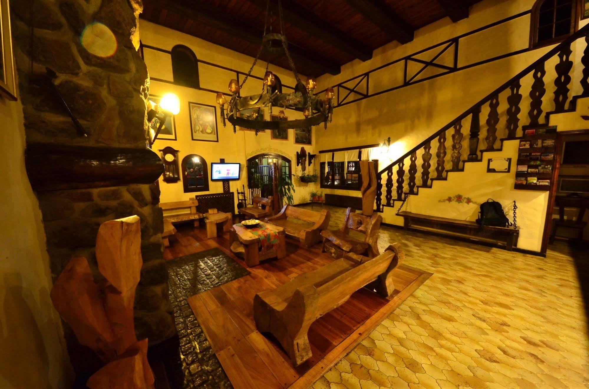 Hosteria La Posta Del Cazador Сан-Мартин-де-лос-Андес Экстерьер фото